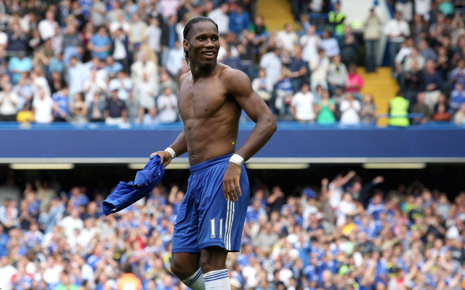 开云-穆塞蒂登意大利男刊封面 运动健儿展露时尚风采